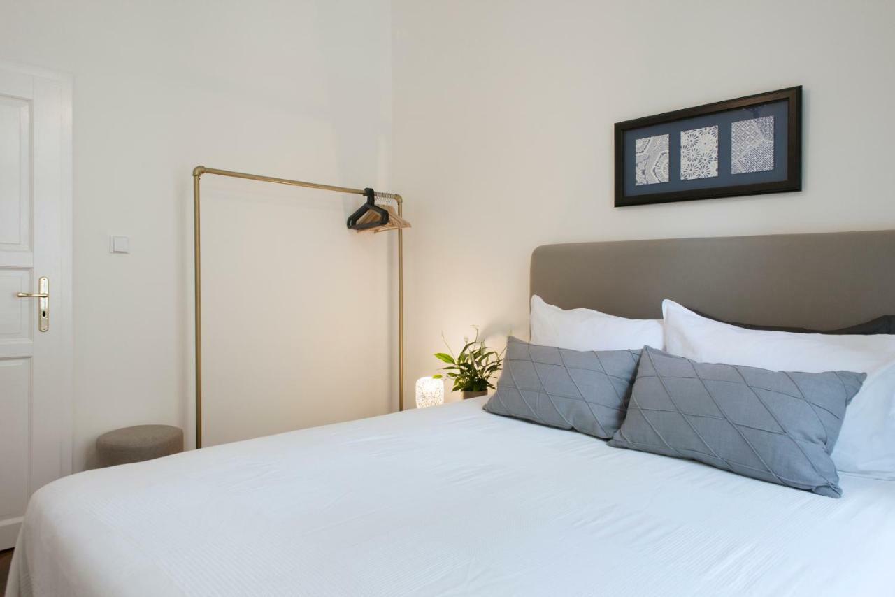 Kent Ridge Loft Apartament *